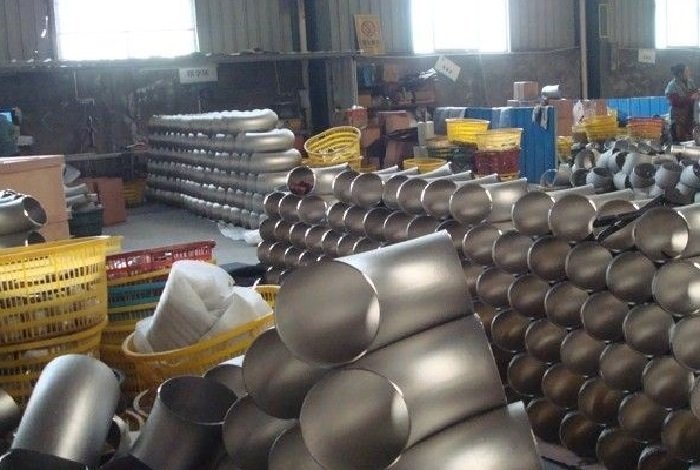 Cút thép mạ kẽm